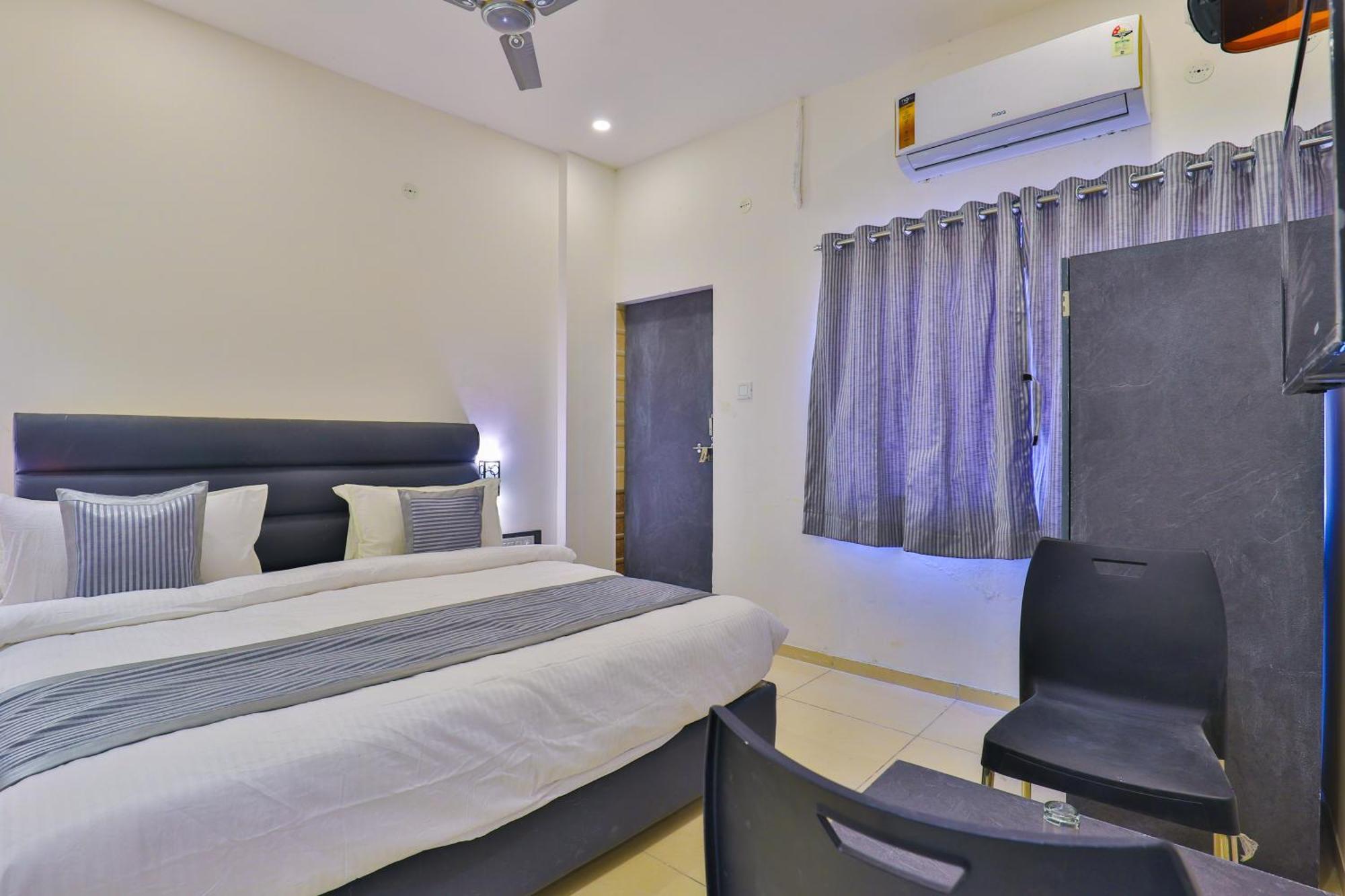 Nova Hotel New Crossroad Radźkot Zewnętrze zdjęcie